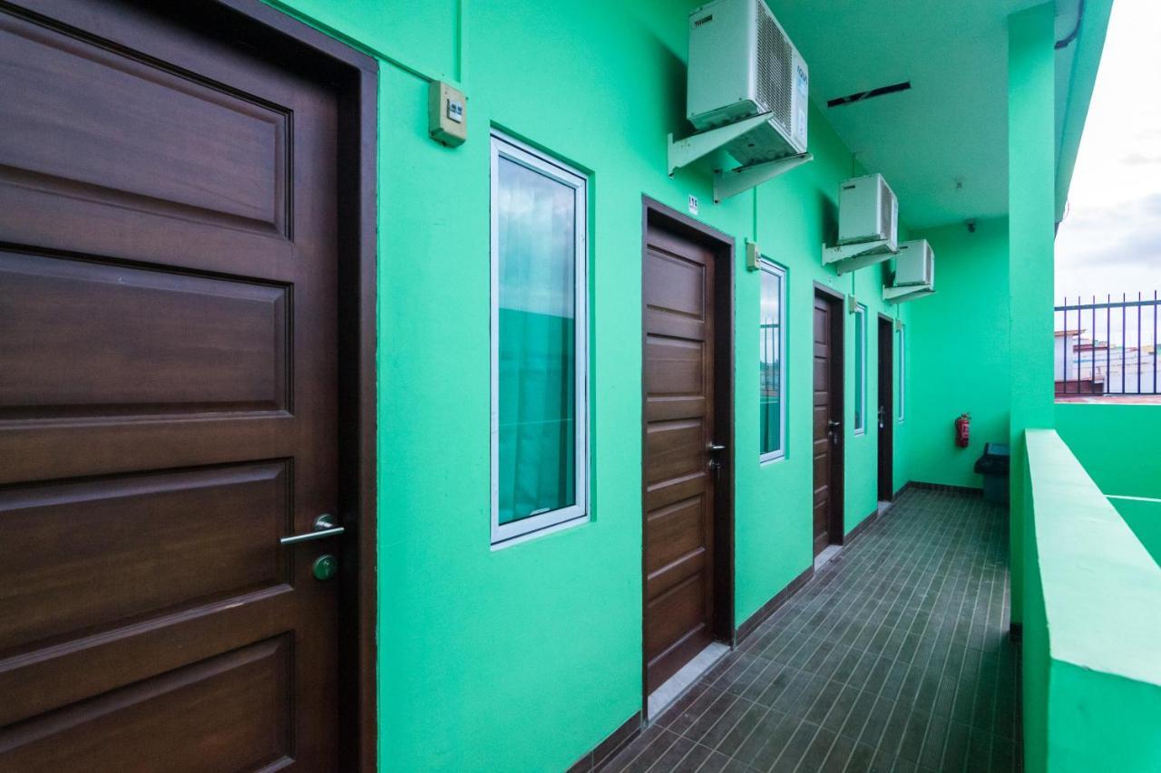 Oyo 1917 Mamora Hotel